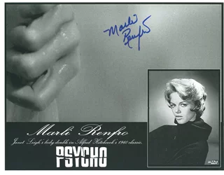 Marli Renfro autograph