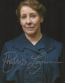 Phyllis Logan autograph