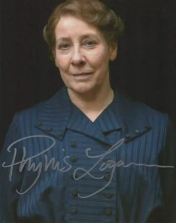 Phyllis Logan autograph