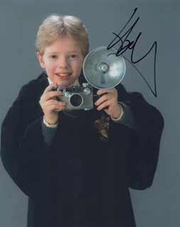 Hugh Mitchell autograph