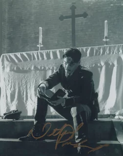 Nathaniel Parker autograph