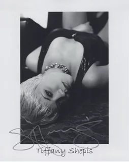 Tiffany Shepis autograph