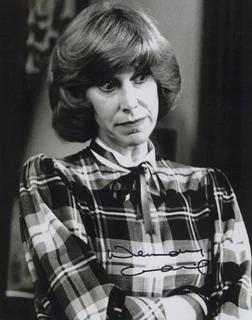 Wendy Craig autograph