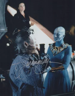 Virginia Hey autograph