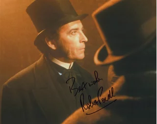 Robert Powell autograph