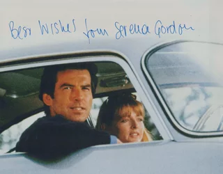 Serena Gordon autograph