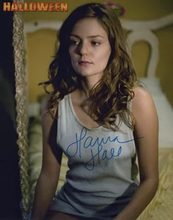 Hanna Hall autograph