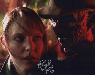 Lisa Wilcox autograph