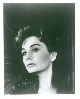 Jean Simmons autograph