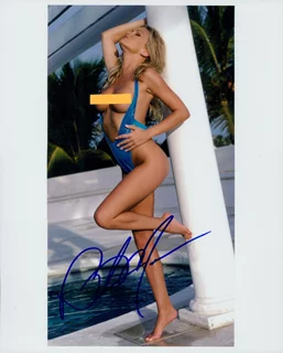 Barbara Moore autograph