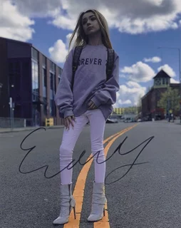 Emery Bingham autograph