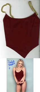 Scarlett Hampton autograph