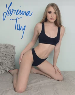 Lareina Tay autograph