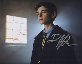 David Mazouz autograph