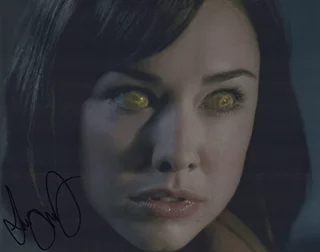 Lindsey McKeon autograph
