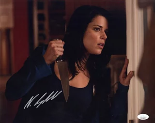 Neve Campbell autograph