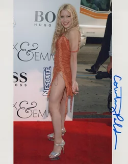 Courtney Peldon autograph