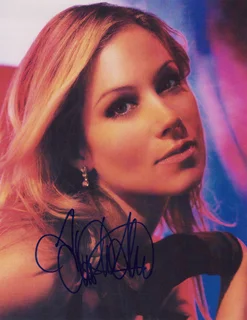 Christina Applegate autograph