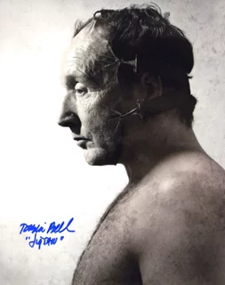 Tobin Bell autograph