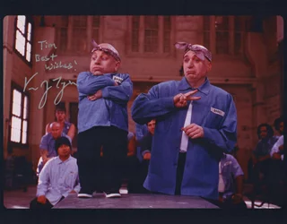 Verne Troyer autograph