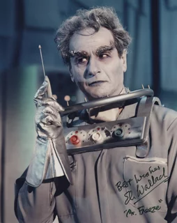 Eli Wallach autograph