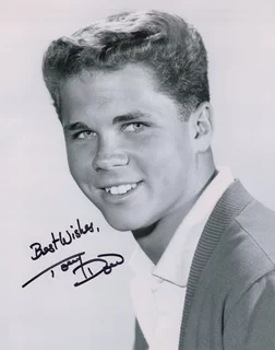 Tony Dow autograph