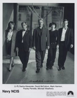 Mark Harmon autograph