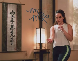 Mary Mouser autograph