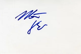Matthew Perry autograph
