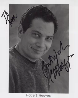 Robert Hegyes autograph