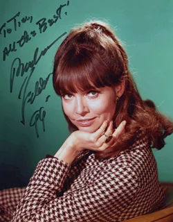 Barbara Feldon autograph