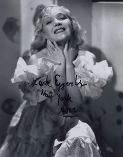 Marta Eggerth autograph
