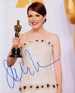 Julianne Moore autograph