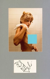 Beverly D'Angelo autograph