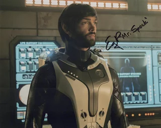 Ethan Peck autograph