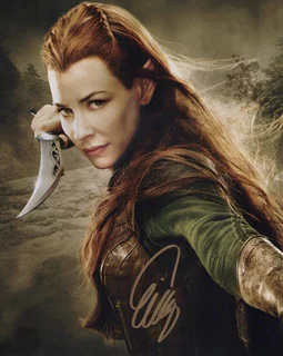 Evangeline Lilly autograph