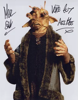 Marc Silk autograph