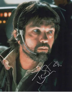 Tom Skerritt autograph