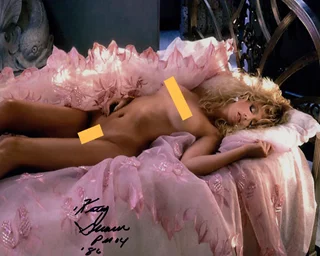 Kathy Shower autograph