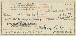 Anthony Quinn autograph