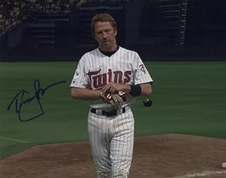 Timothy Busfield autograph