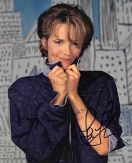 Lea Thompson autograph