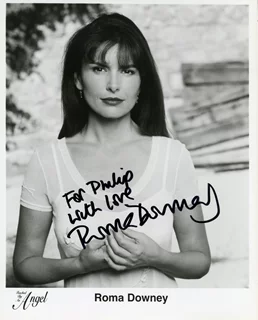 Roma Downey autograph