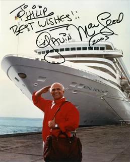 Gavin MacLeod autograph