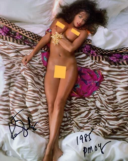 Karen Velez autograph