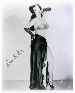 Lois de Fee autograph