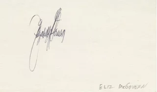 Elizabeth McGovern autograph