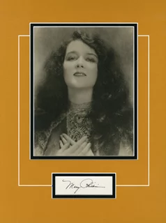 Mary Philbin autograph