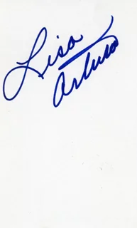 Lisa Arturo autograph