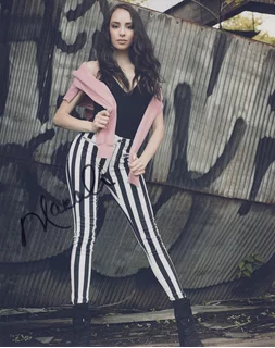 Marcela Navarrete autograph